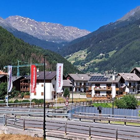 Residence Raethia Tra Bormio E Livigno Pradelle Zewnętrze zdjęcie