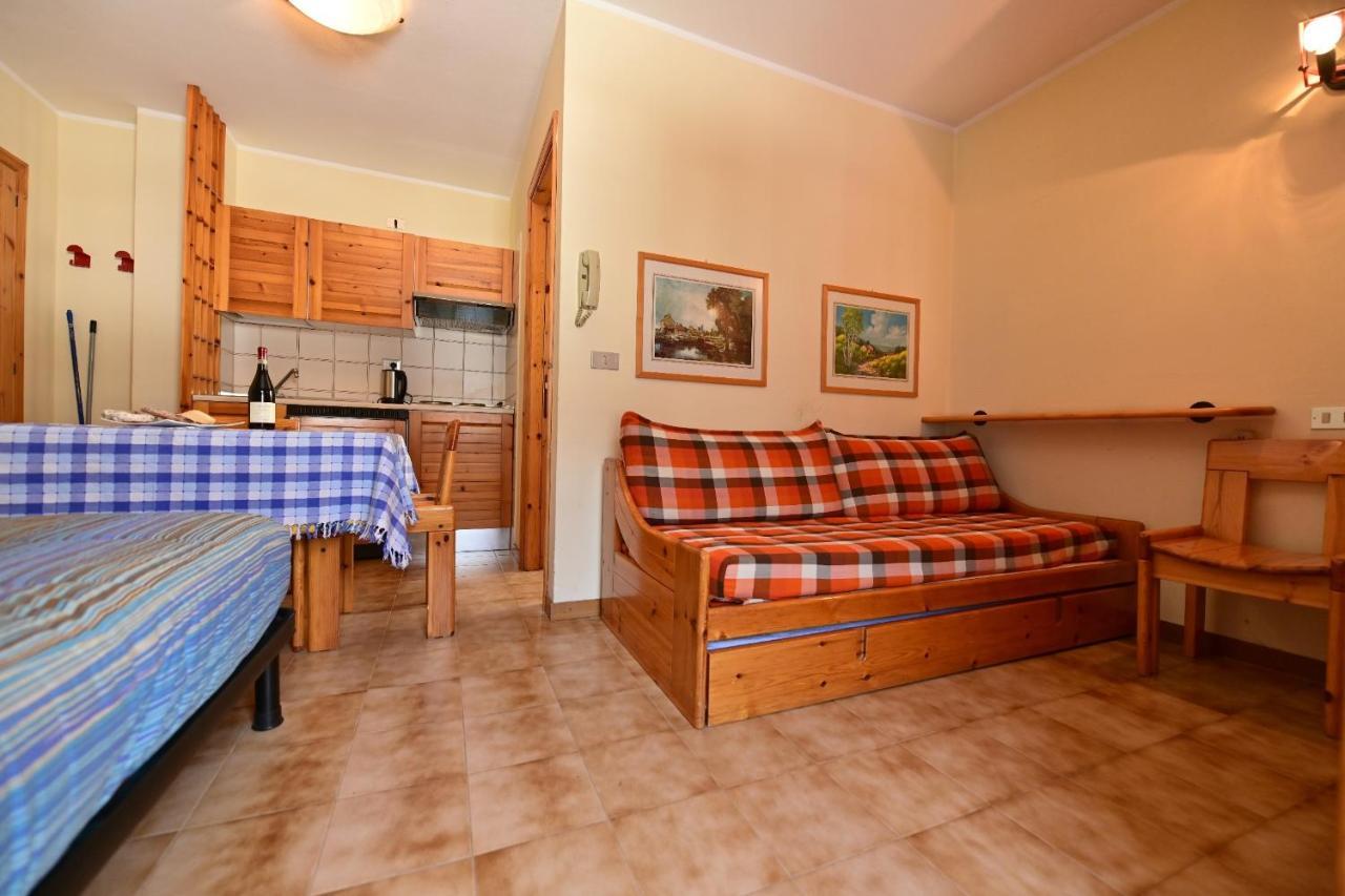 Residence Raethia Tra Bormio E Livigno Pradelle Zewnętrze zdjęcie