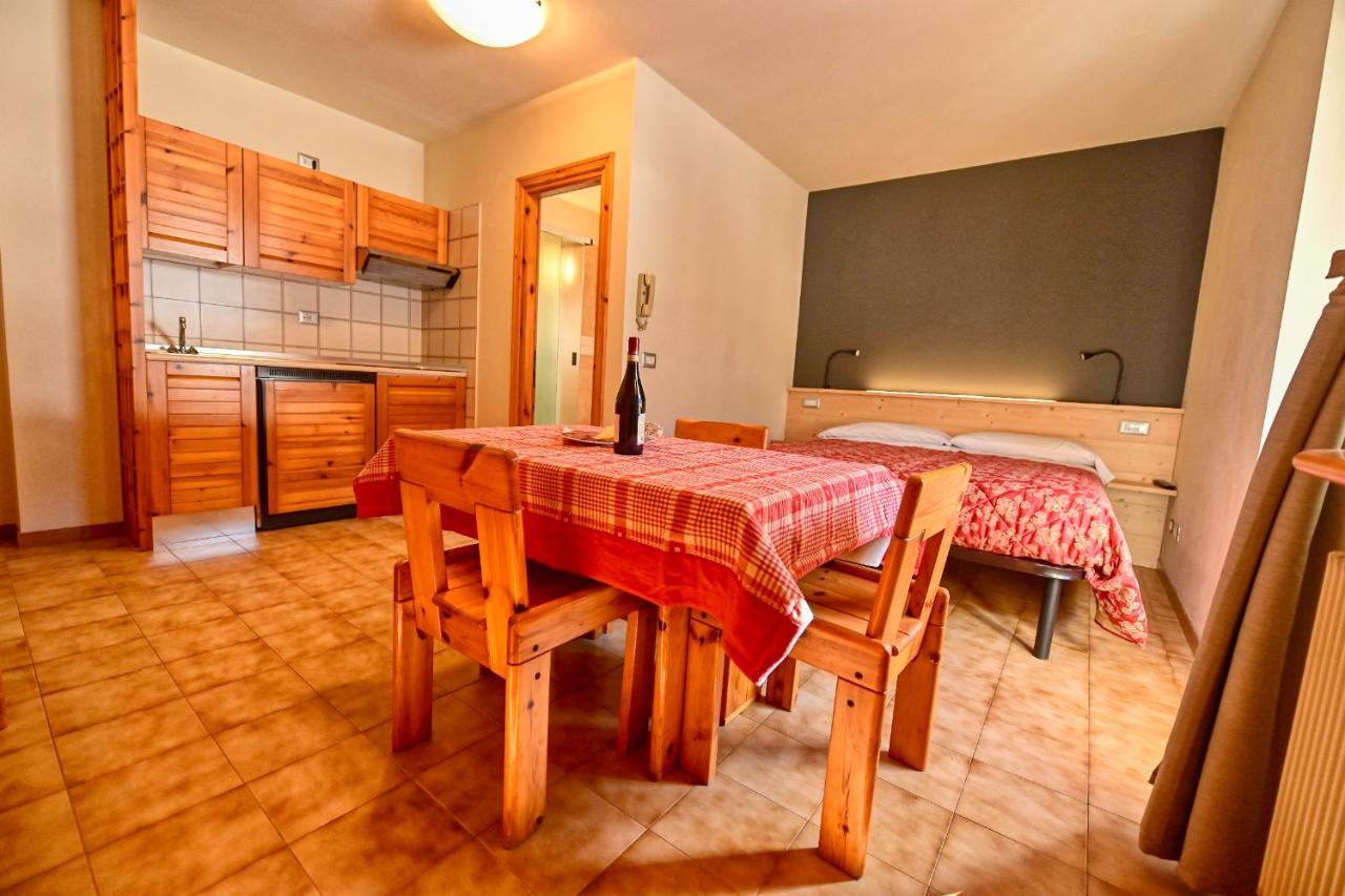 Residence Raethia Tra Bormio E Livigno Pradelle Zewnętrze zdjęcie