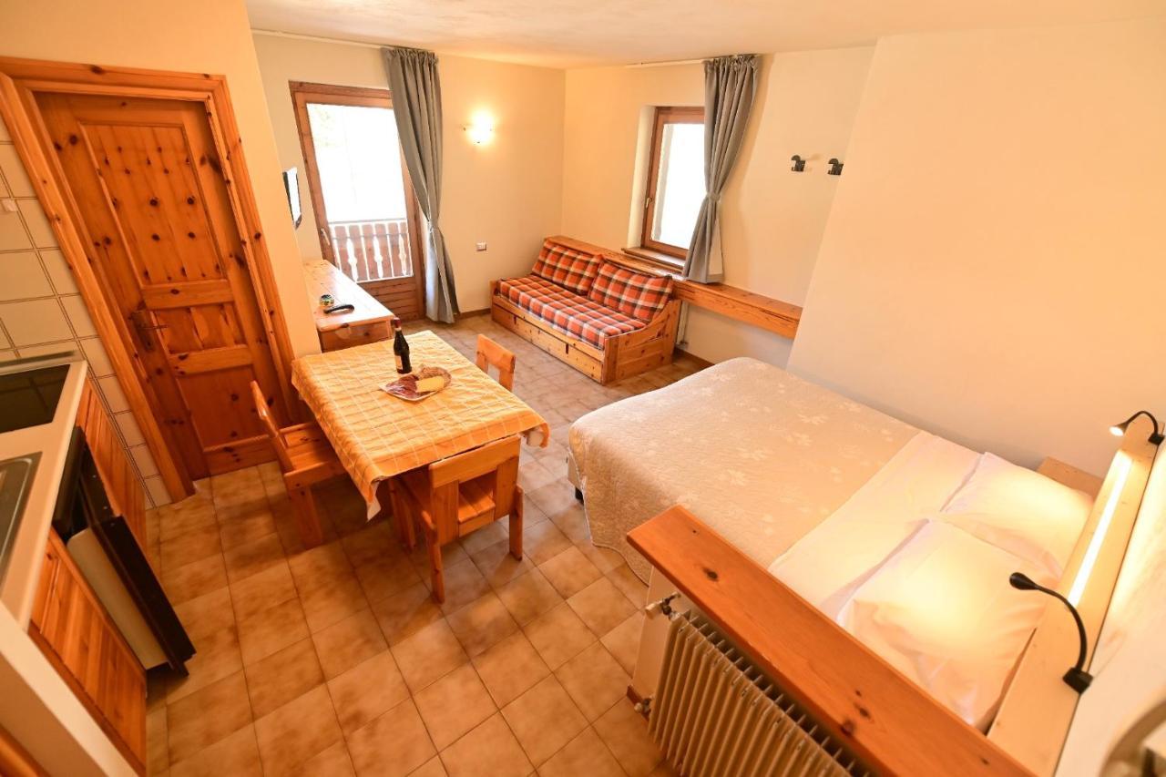 Residence Raethia Tra Bormio E Livigno Pradelle Zewnętrze zdjęcie
