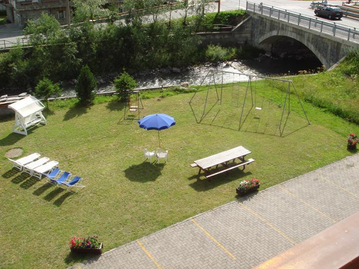 Residence Raethia Tra Bormio E Livigno Pradelle Zewnętrze zdjęcie