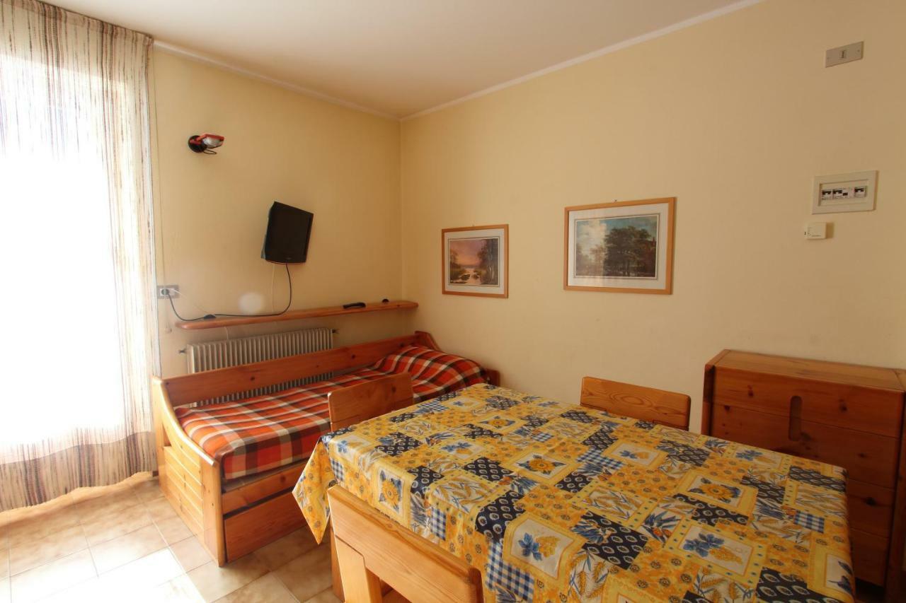 Residence Raethia Tra Bormio E Livigno Pradelle Zewnętrze zdjęcie