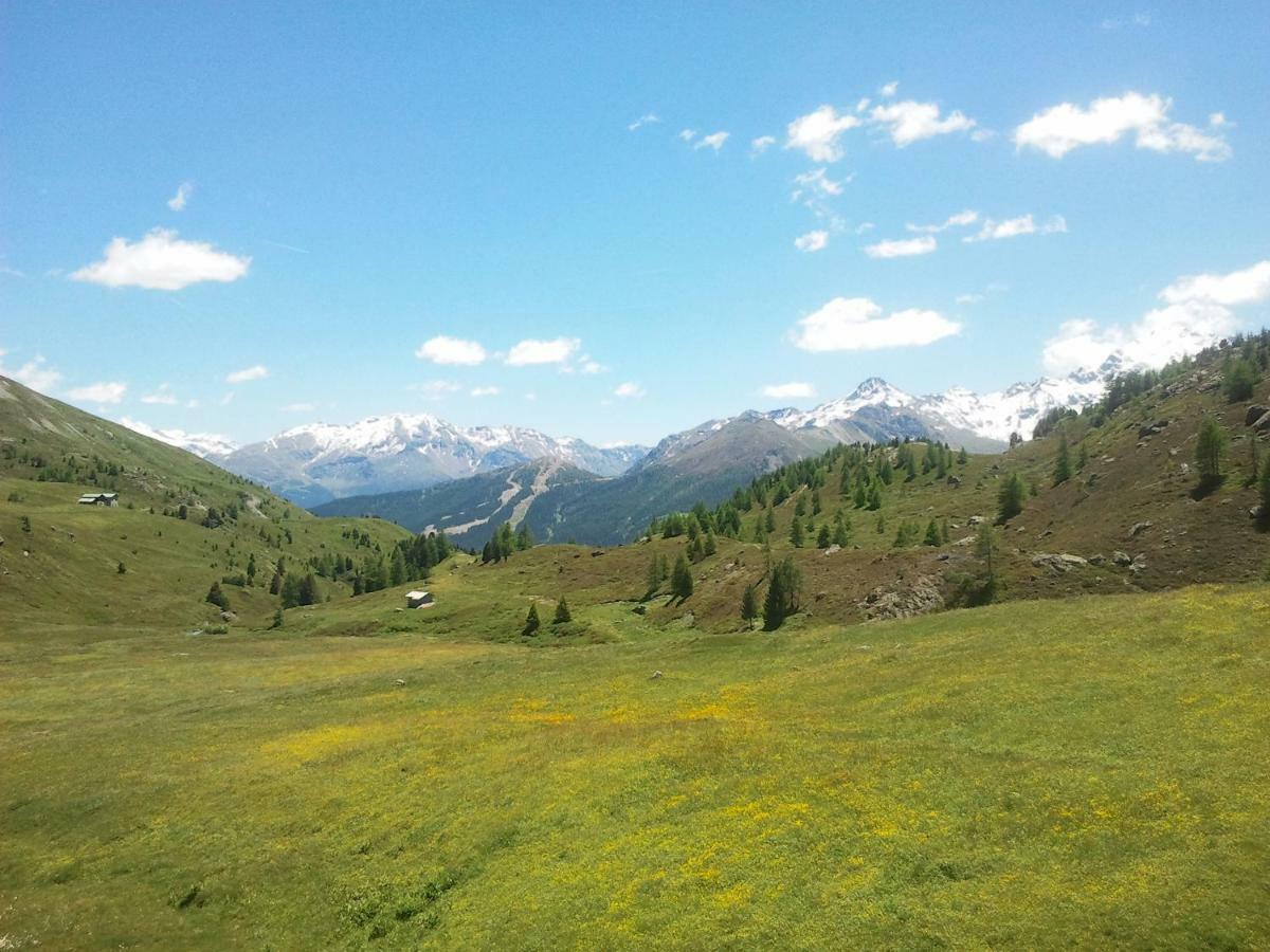 Residence Raethia Tra Bormio E Livigno Pradelle Zewnętrze zdjęcie