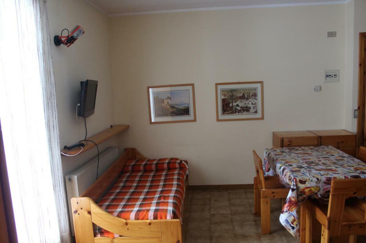 Residence Raethia Tra Bormio E Livigno Pradelle Zewnętrze zdjęcie